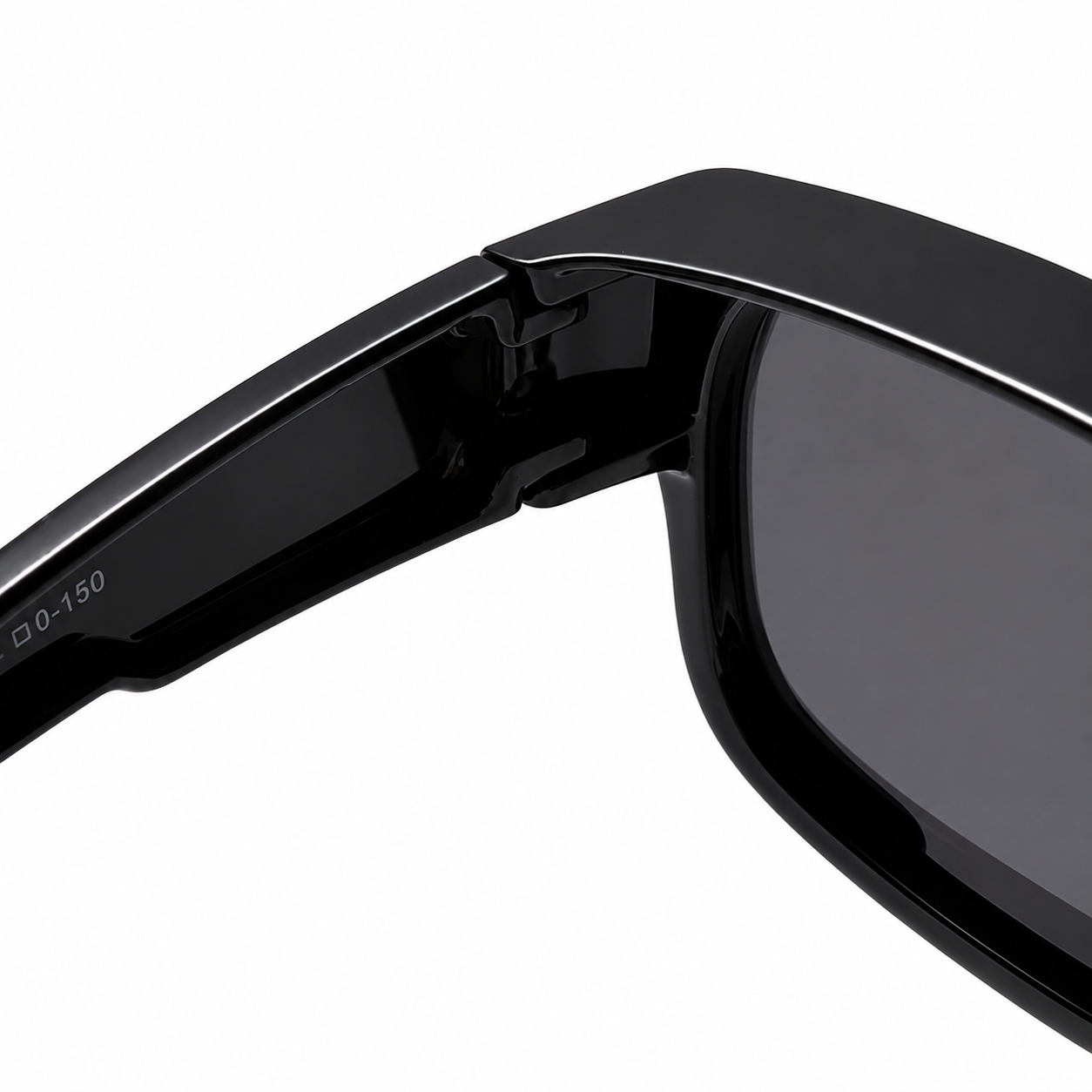 Tom | Black-thumbmail-4