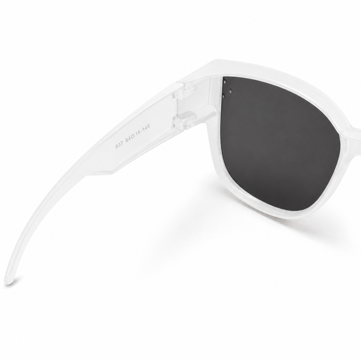 Gabriel | White Noir-thumbmail-4